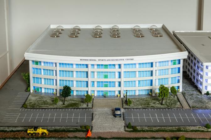 Sports recreative center